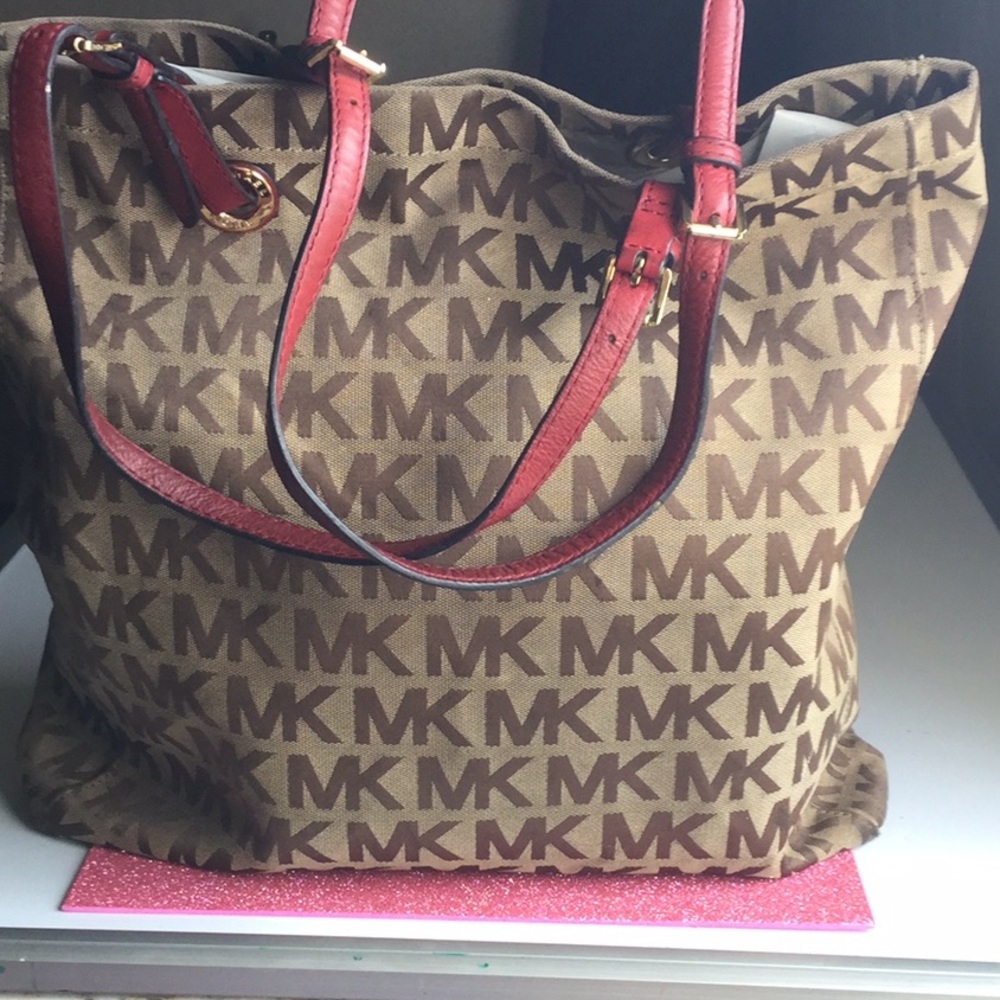 Michael kors bag
